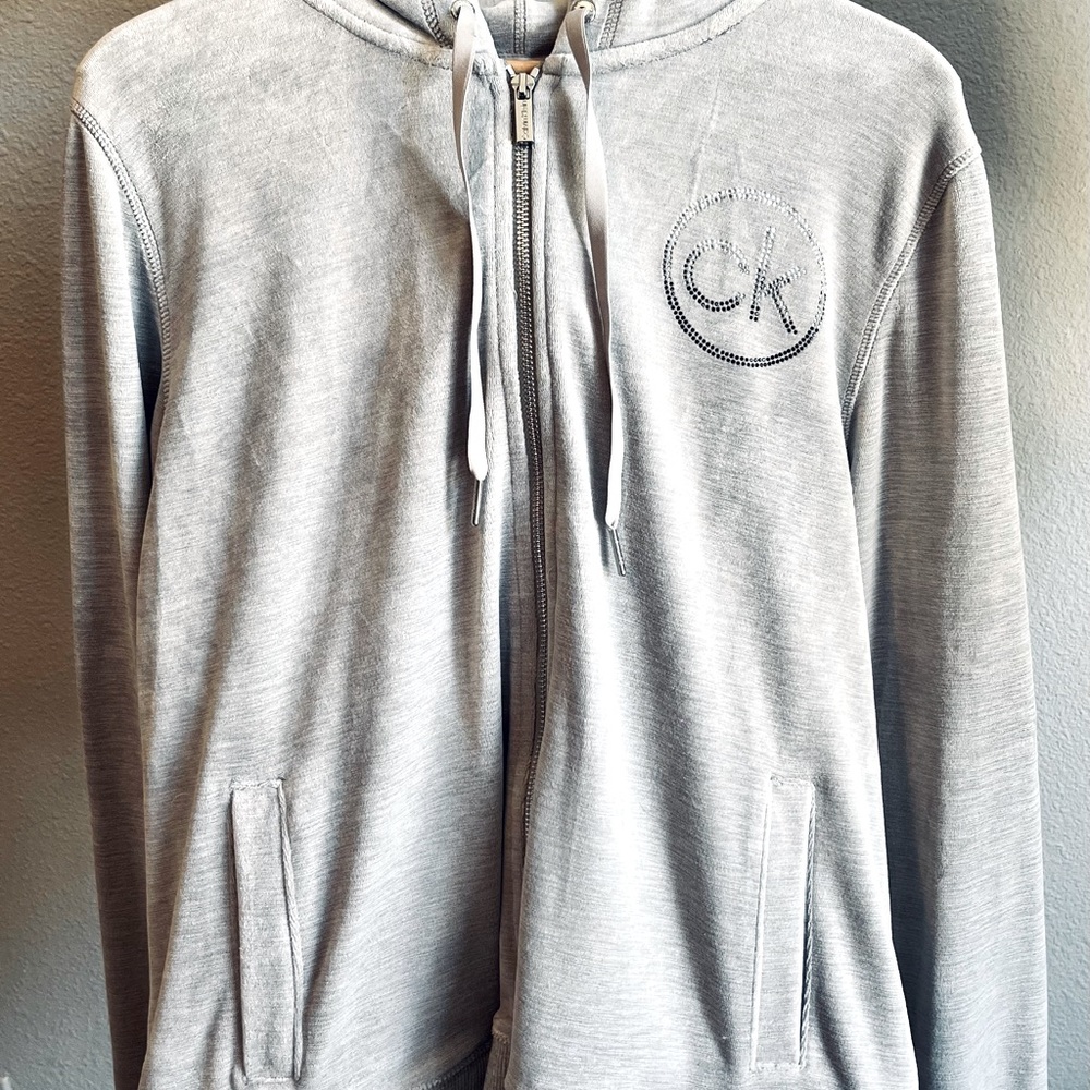 NWT Super cute Calvin Klein women’s hoodie!